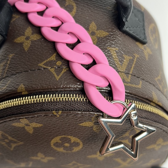 Pink with silver hardware - Picture 3 of 5